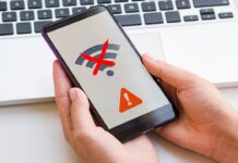 1035 انقطاعاً في 8 سنوات 66% منها في 10 دول