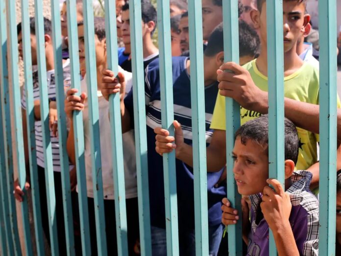 نشرة يوليو 2025 المقال الثاني احتجاز الاطفال2